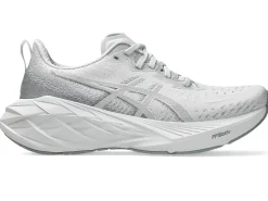 ASICS Novablast 4 Womens