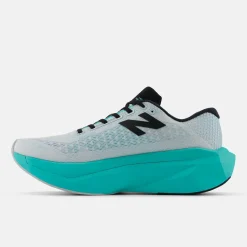 New Balance FuelCell SuperComp Trainer v3 Womens